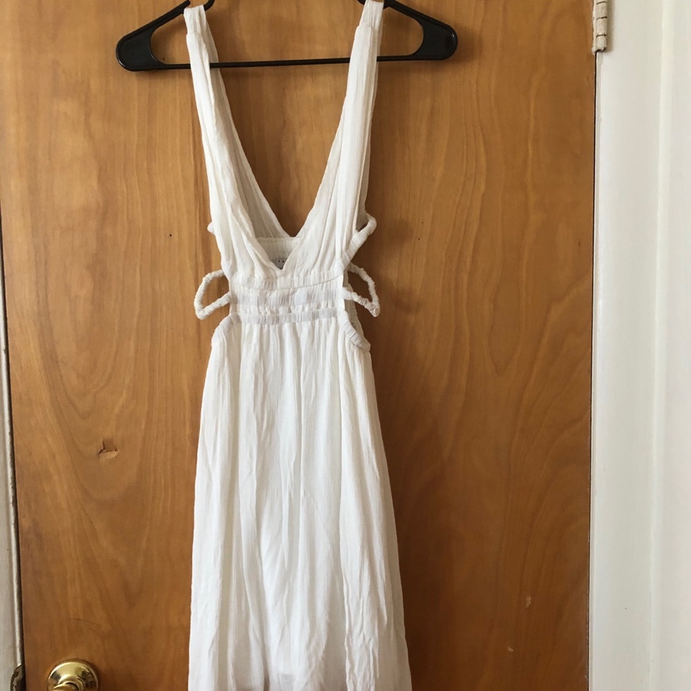 White sun dress with cropped sides